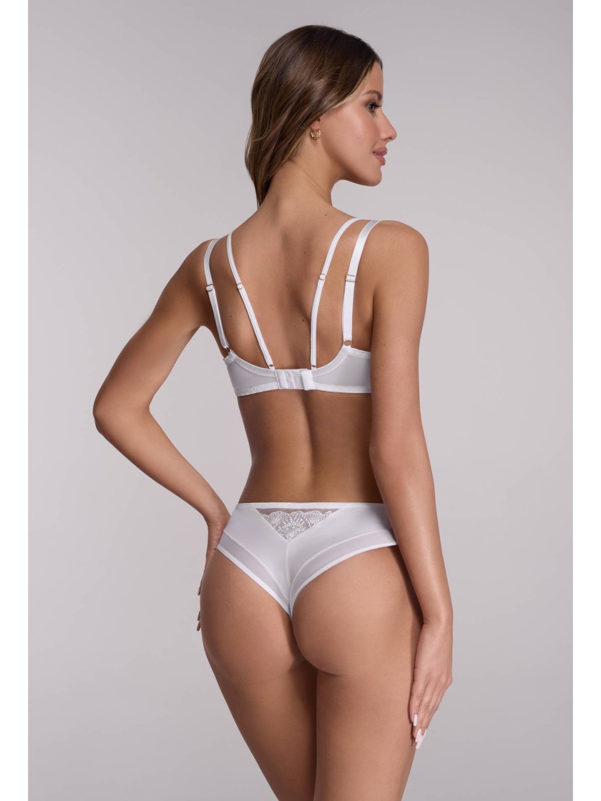 BIUSTONOSZ SEMI-SOFT AV 2198