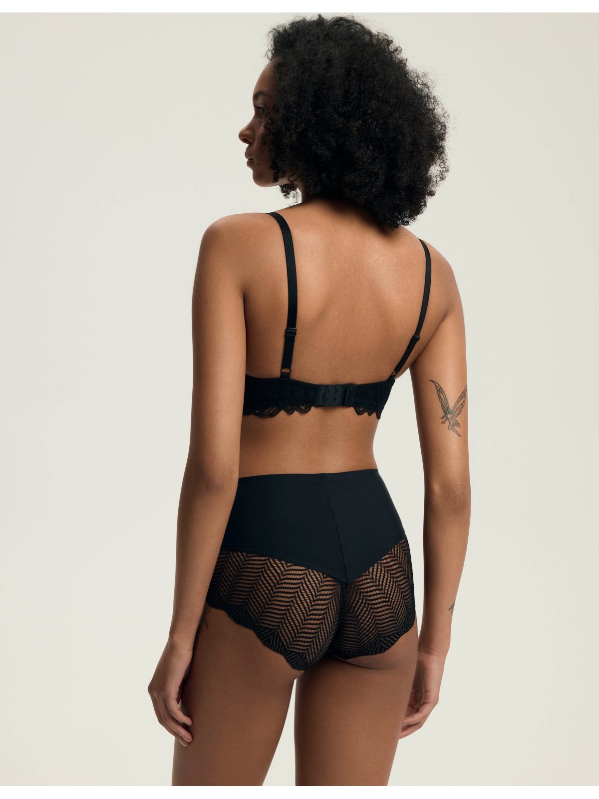 BIUSTONOSZ DELIS 36121 CZARNY