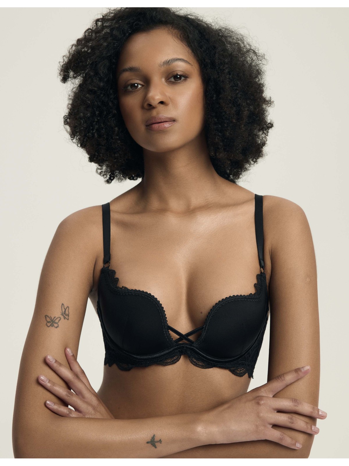 BIUSTONOSZ DELIS 36121 CZARNY